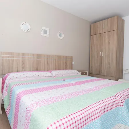 London - La Colina Apartman San Miguel de Meruelo